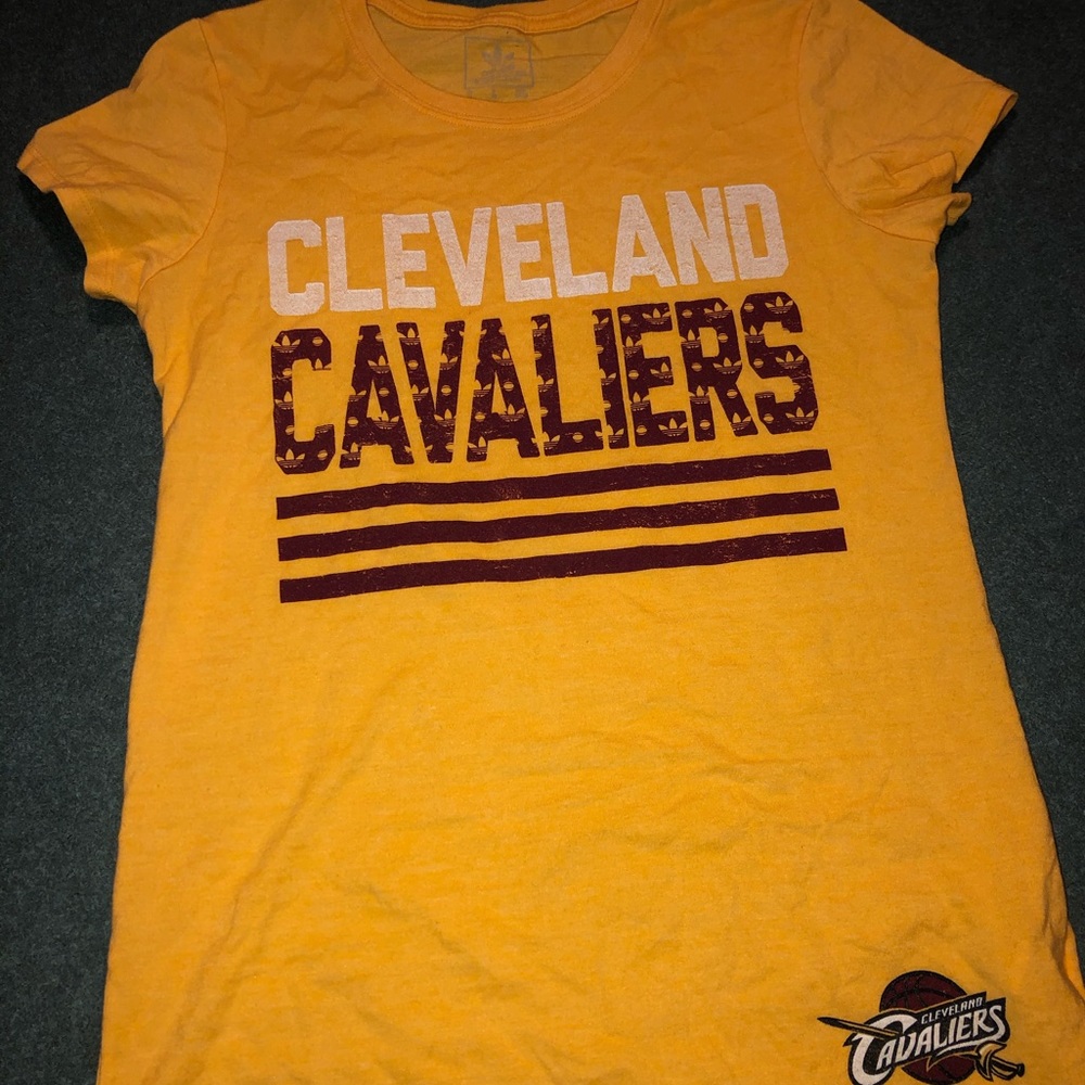 Adidas Cleveland Cavaliers T shirt